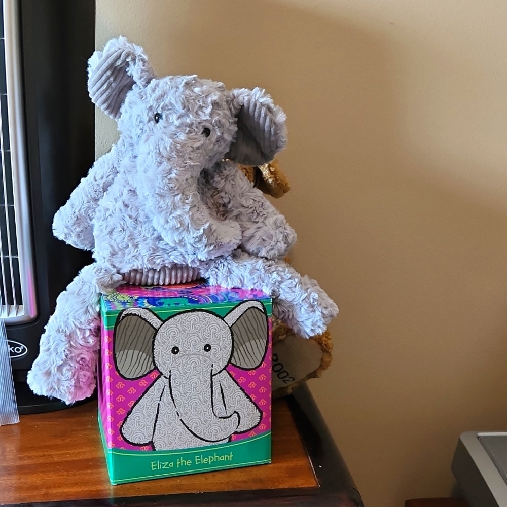 Scentsy Buddy - Eliza